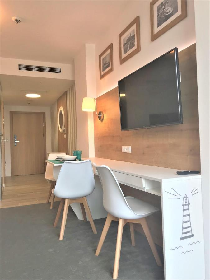 6 Pietro Seaside Apartment Kolobrzeg Luaran gambar