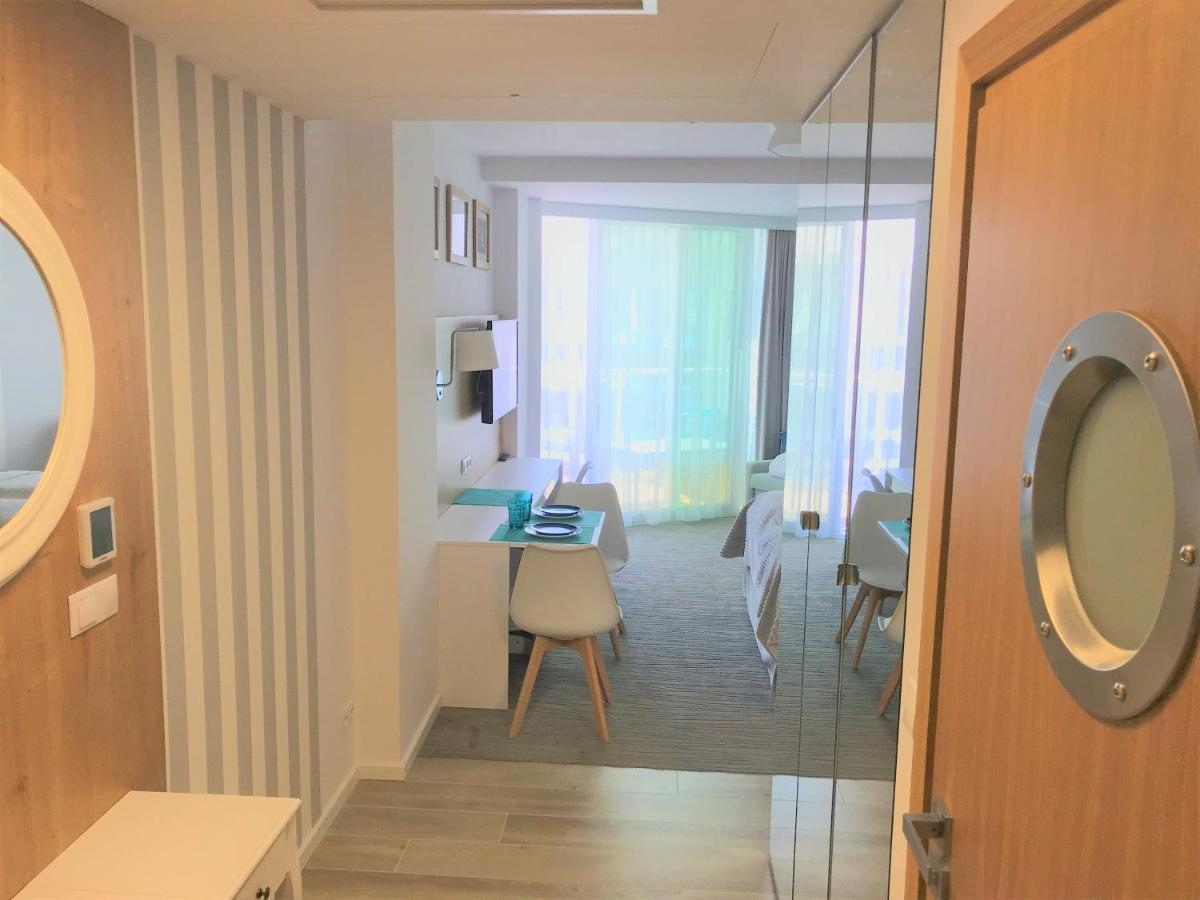 6 Pietro Seaside Apartment Kolobrzeg Luaran gambar